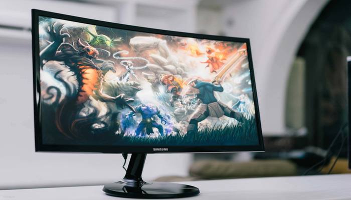 Bật mí có nên dùng màn hình cong không cho máy tính