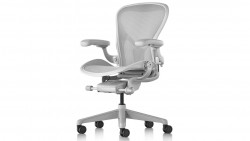 Ghế công thái học Herman Miller Aeron - Màu trắng | Size B | Chân nhựa